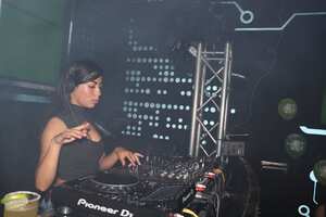 Valentina Trespalacios Dj - Facebook: Valentina Trespalacios