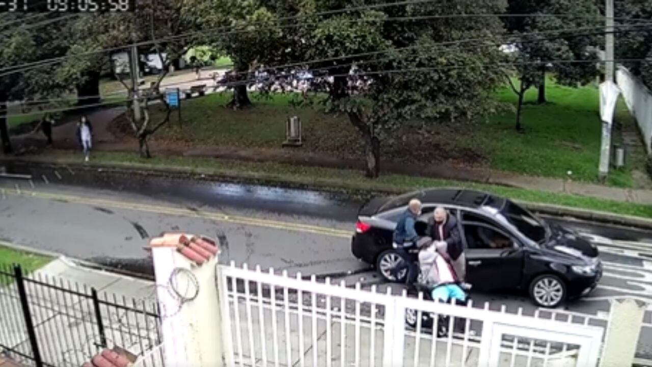 Los angustiosos gritos de hombre en silla de ruedas que atracaron en el norte de Bogotá
