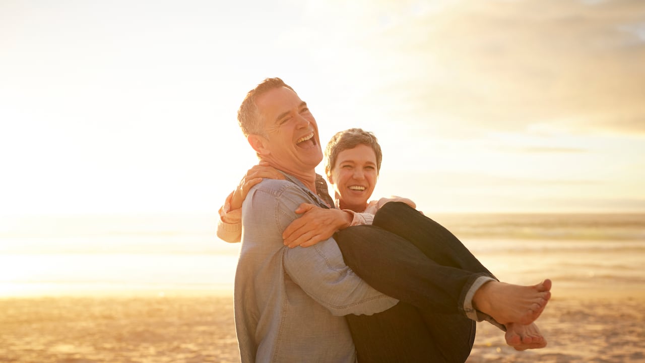¿Cuál es la mejor forma de llevar a una mujer mayor al clímax?