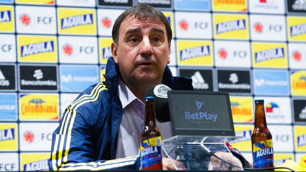 Néstor Lorenzo, entrenador de la Selección Colombia, prepara su primera convocatoria.