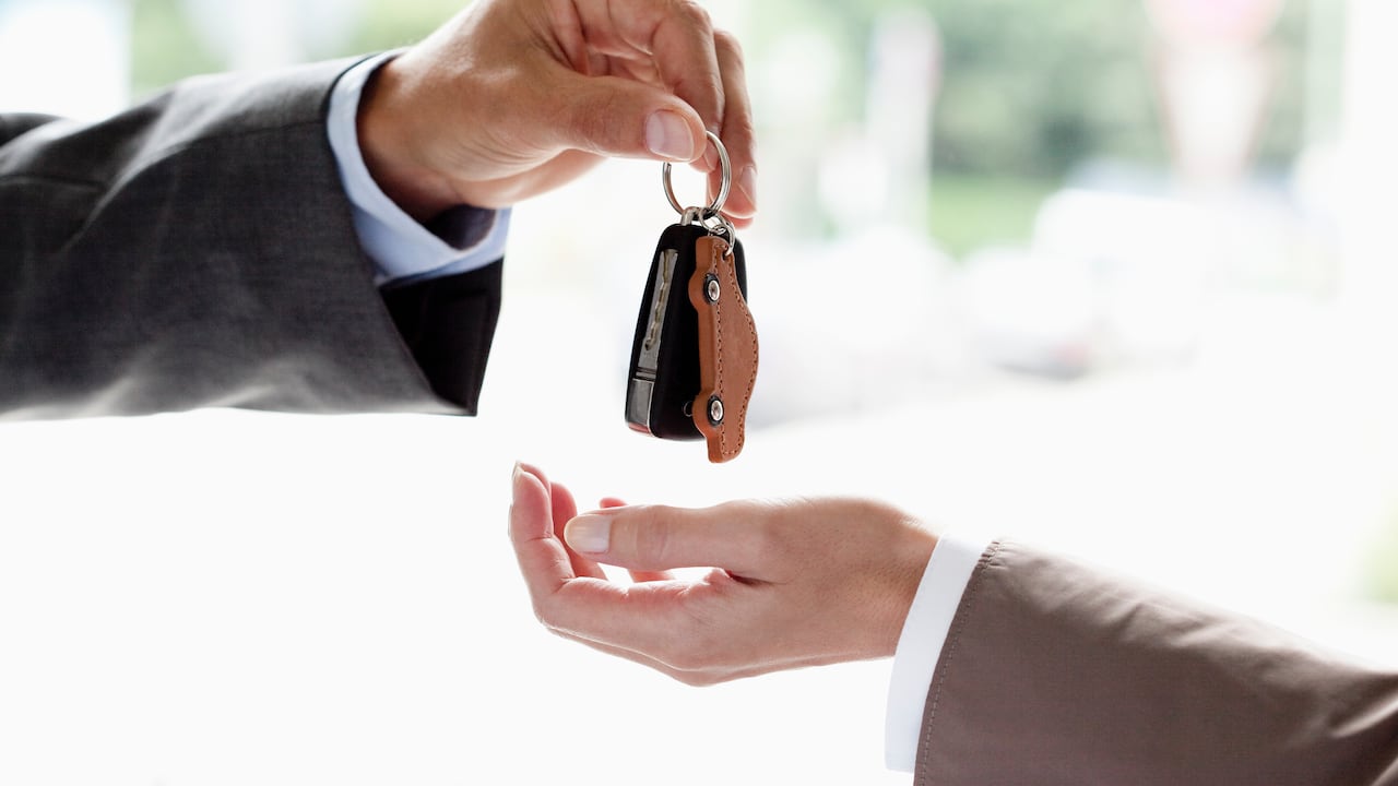 Compra e Carro / Auto / Automóvil