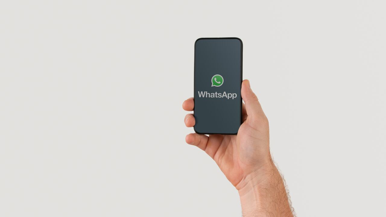 ¿Cómo poner música en los estados de WhatsApp?