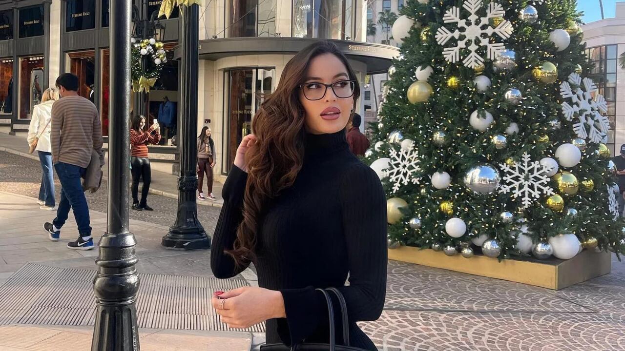 La ex de Maluma y de Neymar que se desabrochó el brasier y dejó ver más de lo normal