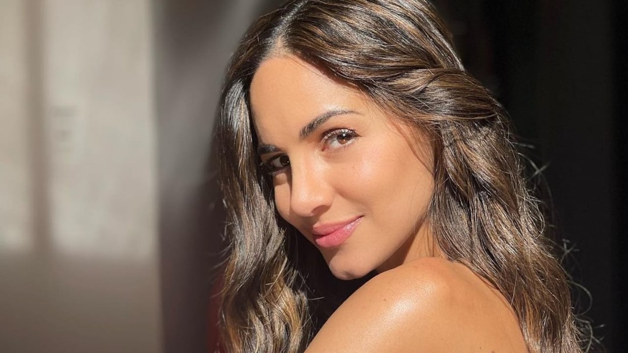 Valerie Domínguez recibe burlas por una prenda de vestir