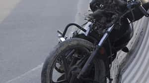 Se indicó que las investigaciones de los accidentes han permitido determinar que en el 58.5 % de los casos la responsabilidad es del motociclista y el 41.5 % de otro factor. (Photo by Sunil Ghosh/Hindustan Times via Getty Images)