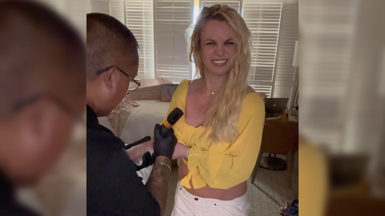 La cantante está haciendo locuras en sus vacaciones. Foto: Instagram @britneyspears.