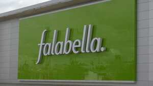 FALABELLA. PLAZA IMPERIAL
BOGOTA, MAYO DE 2007
FOTO: ALEJANDRO ACOSTA - REVISTA DINERO