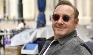 El actor estadounidense Kevin Spacey, está nuevamente en medio de la polémica por un caso de agresión sexual