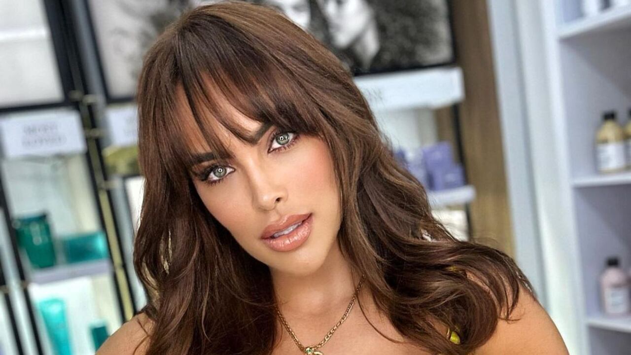 Sara Corrales muestra su atlético cuerpo en sensuales imágenes