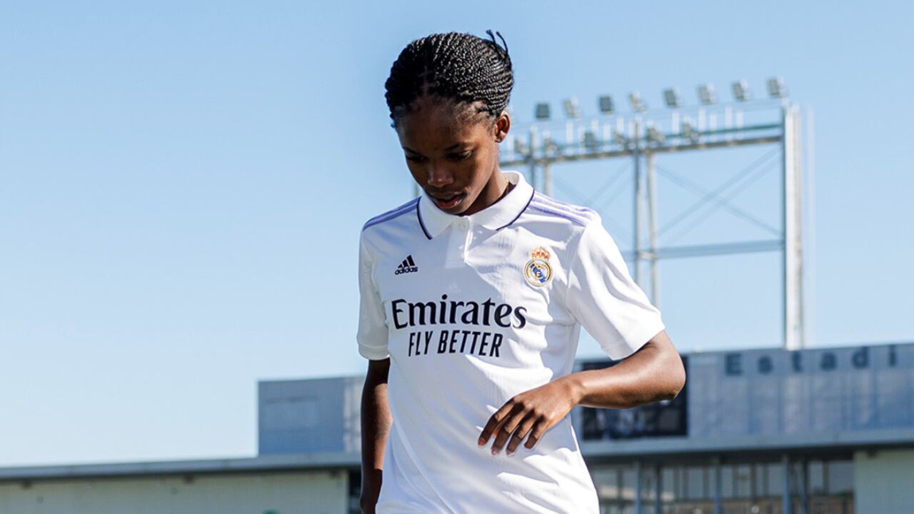Linda Caicedo fue presentada por su nuevo club, el Real Madrid.