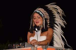 Natalia Paris
DESFILE HERNAN ZAJAR
FESTIVAL DE JAZZ DE MOMPOX 2018
BOGOTA, SEPTIEMBRE 7 Y 8 DE 2018
FOTOGRAFA ALEXANDRA RUIZ