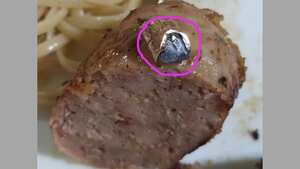 Familia denuncia que les salió una bala en un chorizo
Foto: Aire Libre FM