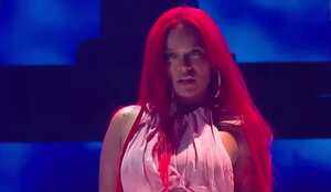 La cantante de música urbana destacó con su show en el evento internacional.