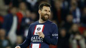 Soccer Football - Ligue 1 - Paris St Germain v RC Lens - Parc des Princes, Paris, France - April 15, 2023 Paris St Germain's Lionel Messi reacts REUTERS/Gonzalo Fuentes