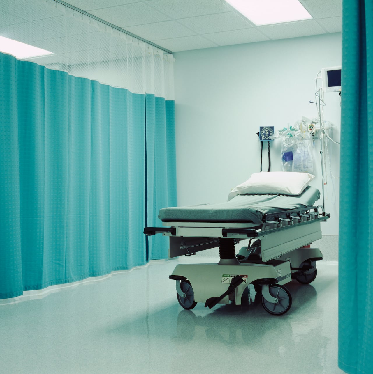 En caso de que los síntomas empeoren se debe acudir a un centro de salud.