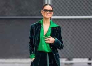 LOS ANGELES, CA - APRIL 04: Eiza Gonzalez is seen at "Jimmy Kimmel Live" on April 04, 2022 in Los Angeles, California. (Photo by RB/Bauer-Griffin/GC Images)