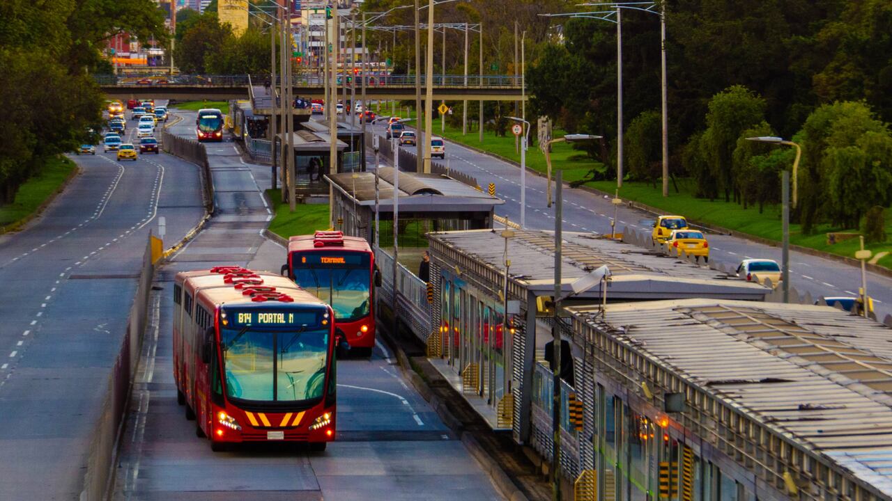 Universitario que fue drogado en un Transmilenio amaneció debajo de un puente