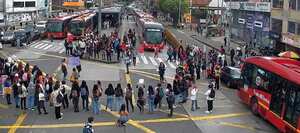 Transmilenio manifestaciones en la Caracas y la 30 por caso de abuso
