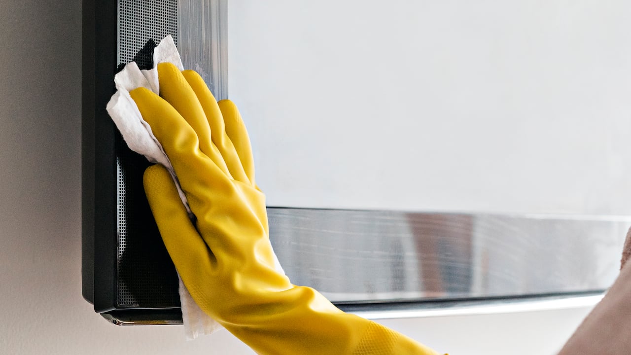 Truco para limpiar la pantalla de un Smart Tv y quede como nuevo