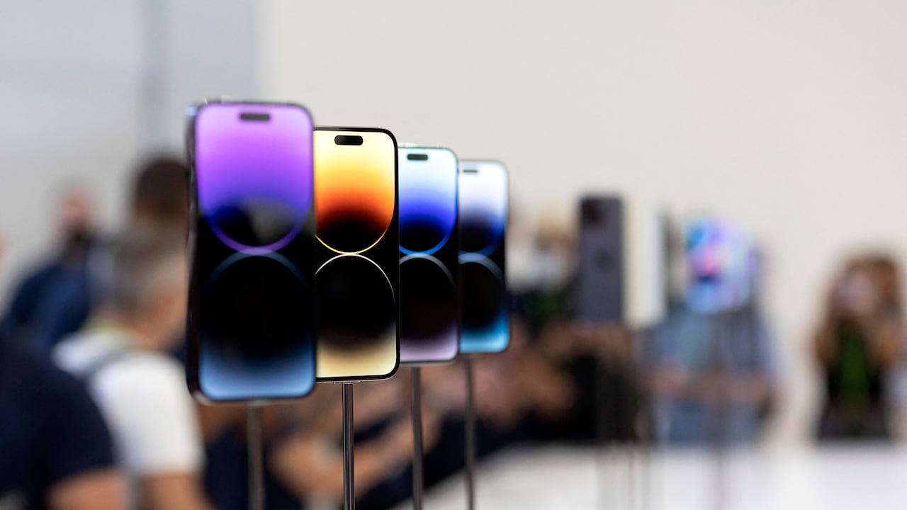 El nuevo iPhone 14 y 14 Plus durante el evento de lanzamiento en Cupertino, Califonia, el 7 de septiembre de 2022