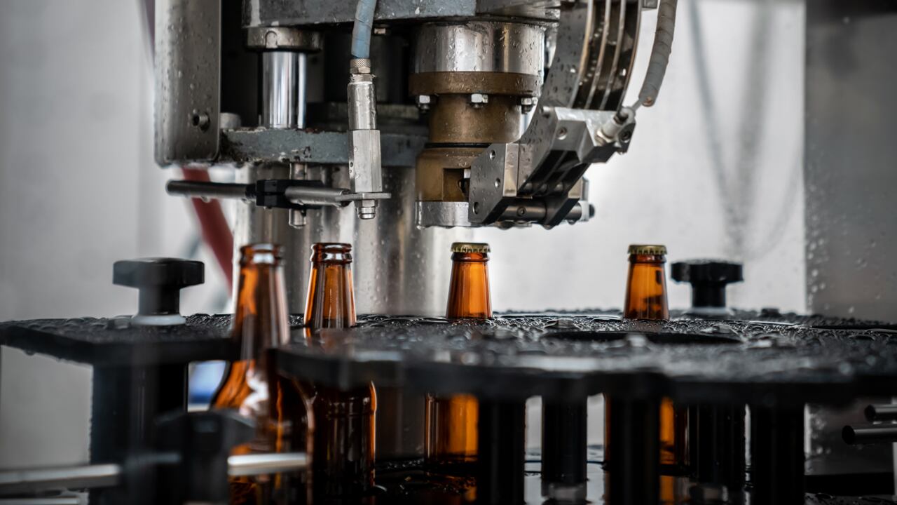 Bavaria ha realizado una inversión de 2,8 billones de pesos en expansión, innovación y sostenibilidad durante los últimos cuatro años.