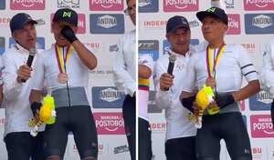 A Nairo Quintana le afloraron los sentimientos en el pódium de lo Nacionales de Ruta.