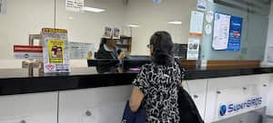 Las autoridades recomiendan que al recibir el dinero, este sea contado delante del cajero, y posteriormente sea solicitada la tirilla de pago.