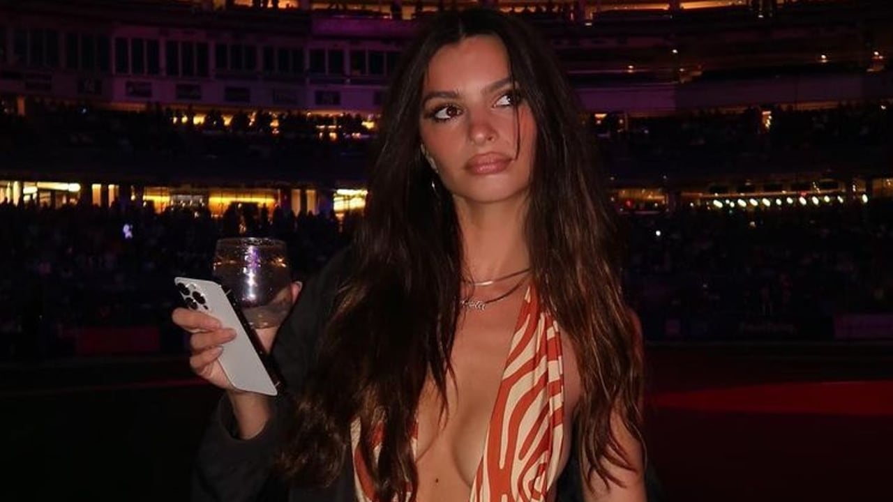 ¡Como todos la querían ver! El video de Emily Ratajkowski que calentó las redes sociales