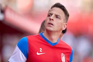 Santiago Arias cumplió su préstamo con Granada, pero no tiene sitio en el Atlético de Madrid