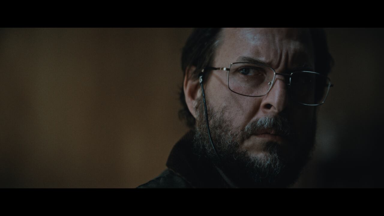 Andrés Parra es Frank Molina en "Los iniciados"