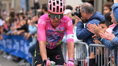 Rigoberto Urán, ciclista colombiano del Team EF Education - Easypost
