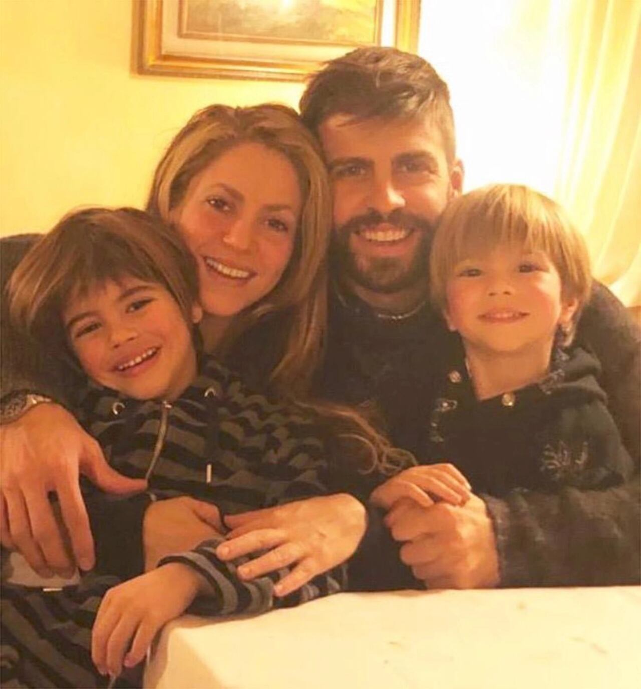 Así Shakira mostraba con orgullo su familia, antes de la infidelidad de Piqué. Foto: Instagram @shakira.