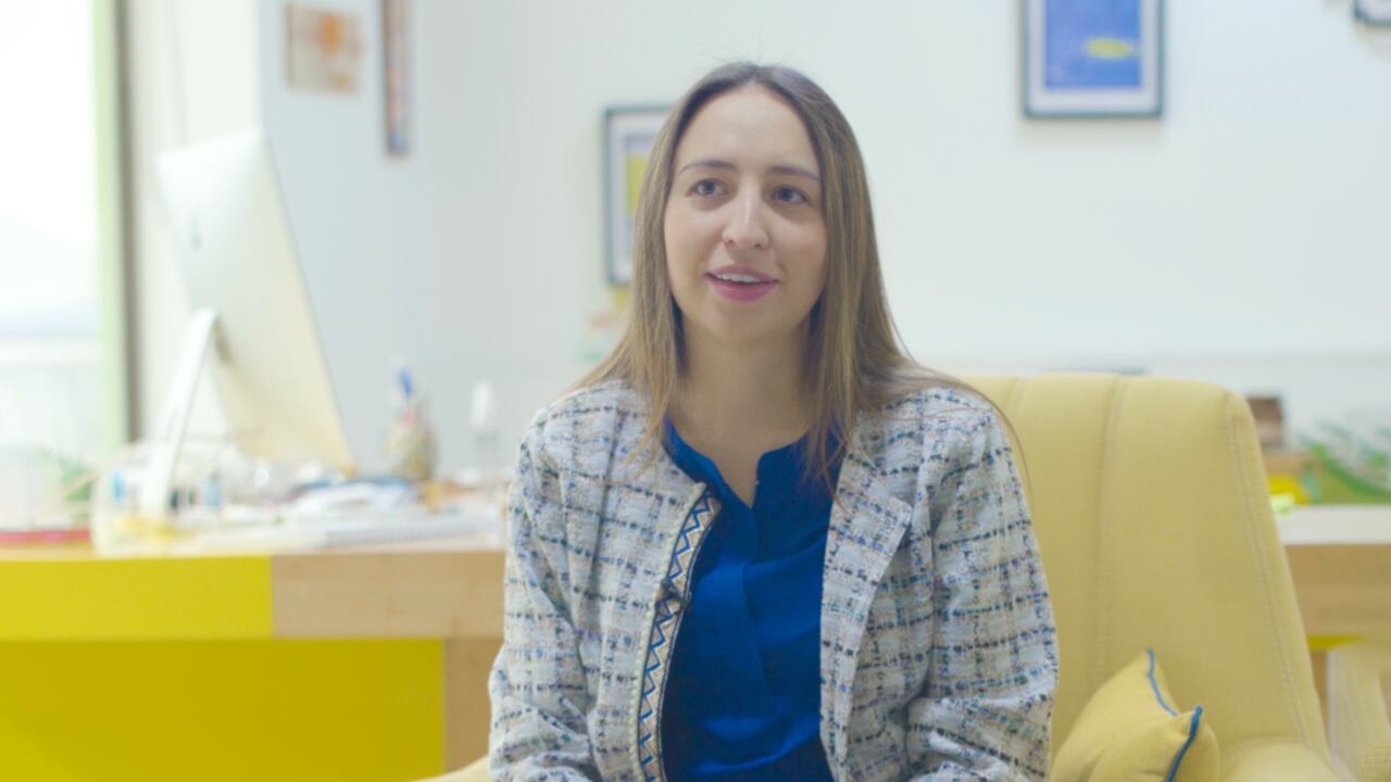 Formación y liderazgo, las claves que llevaron a Stefanía Hernández a ser la gerente de Taxis Libres