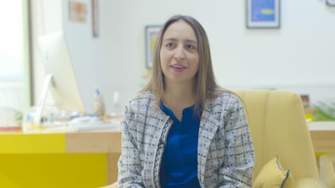 Formación y liderazgo, las claves que llevaron a Stefanía Hernández a ser la gerente de Taxis Libres