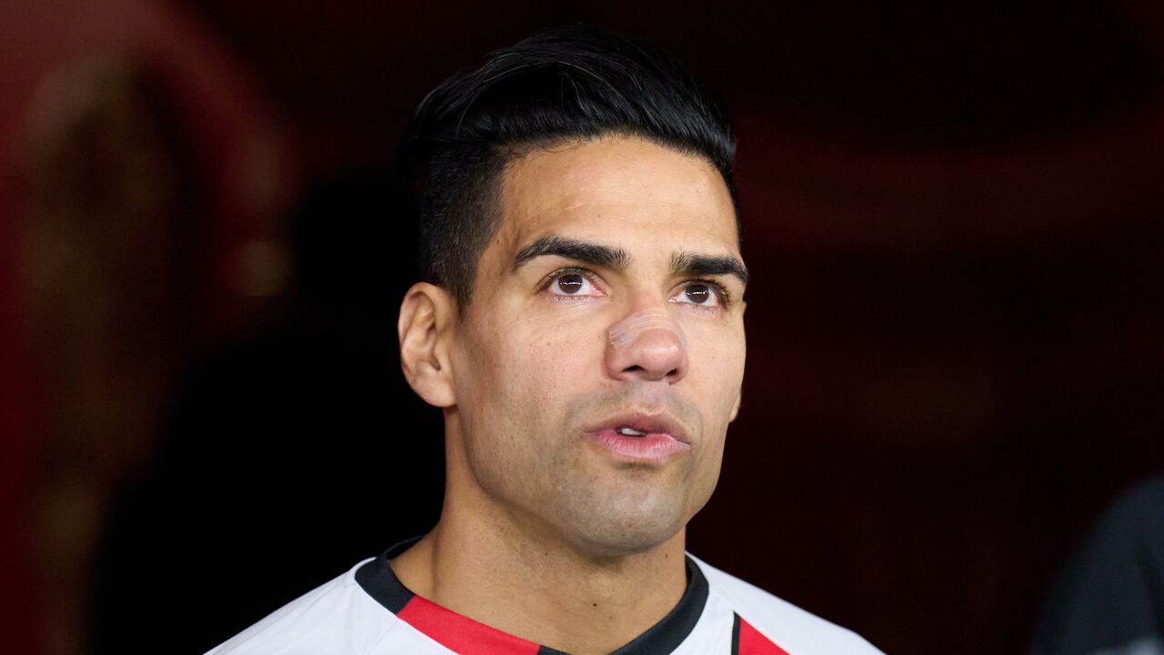 GIJON, SPAIN - JANUARY 03: Radamel Falcao of Rayo Vallecano looks on during the Copa del Rey round of 32 match between Real Sporting and Rayo Vallecano at El Molinon Stadium on January 03, 2023 in Gijon, Spain. (Photo by Juan Manuel Serrano Arce/Getty Images)