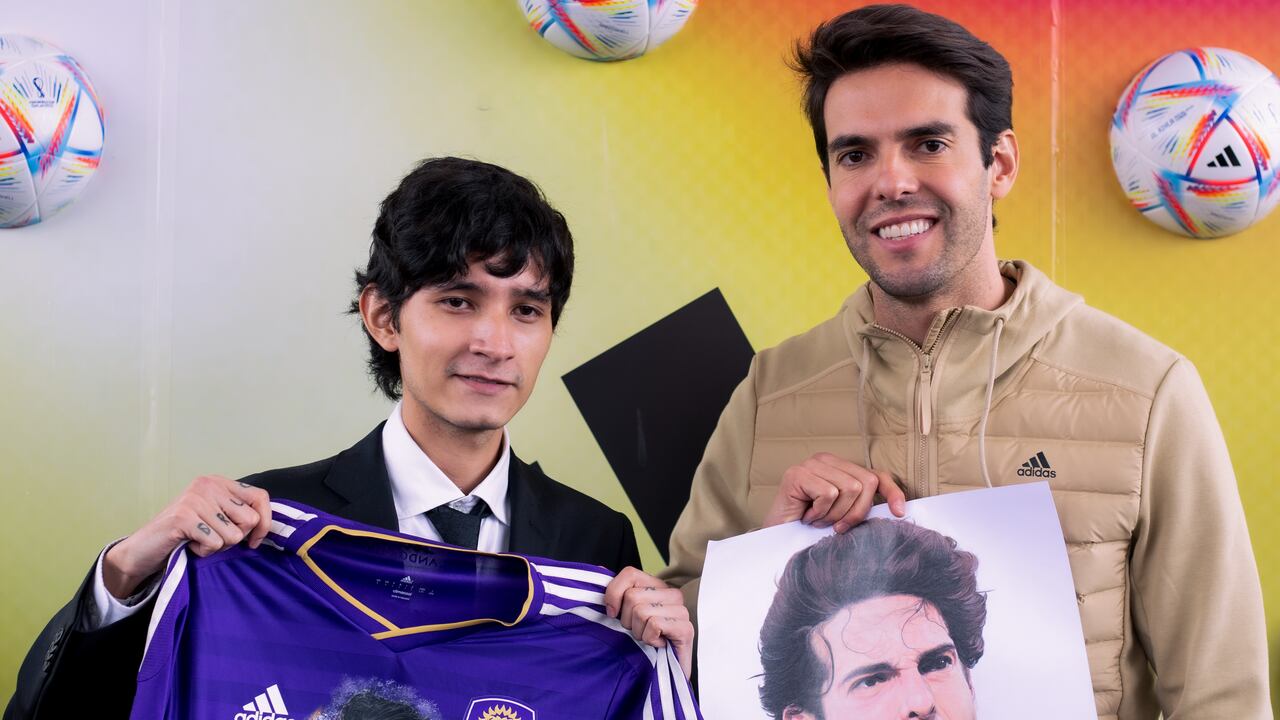 Viajó ocho horas para conocer a Kaká