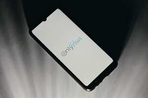 La mujer aseguró que sintió mucha vergüenza al descubrir que era su padre.