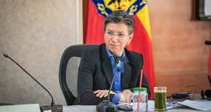 La alcaldesa Claudia López participando del Consejo de Administración de Metropolis que sesiona en Bogotá.