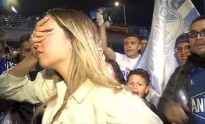 Mayra Tenorio, periodista de City Tv, fue robada cuando cubría los festejo de Millonarios.