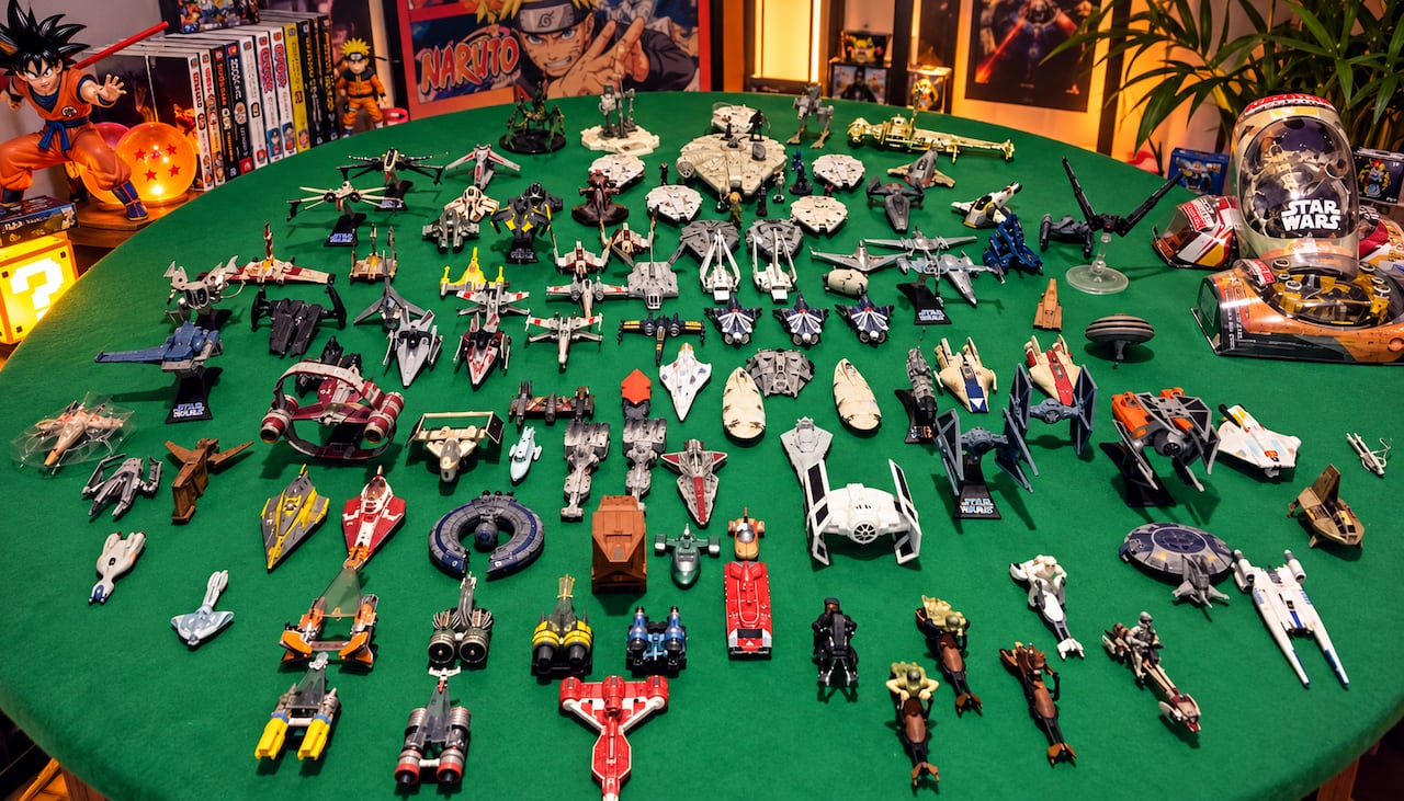 Entre figuras, cartas y cómics, las colecciones de hoy cuentan historias que empezaron mucho antes de que sus dueños tuvieran tarjeta de crédito.