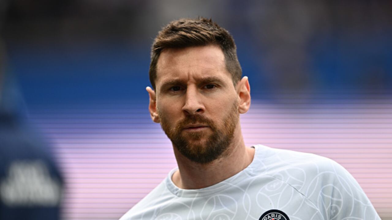 PARIS, FRANCE - APRIL 30: Lionel Messi of PSG during the Ligue 1 match between Paris Saint-Germain and FC Lorient at Parc des Princes on April 30, 2023 in Paris, France. (Photo by Sebastian Frej/MB Media/Getty Images)