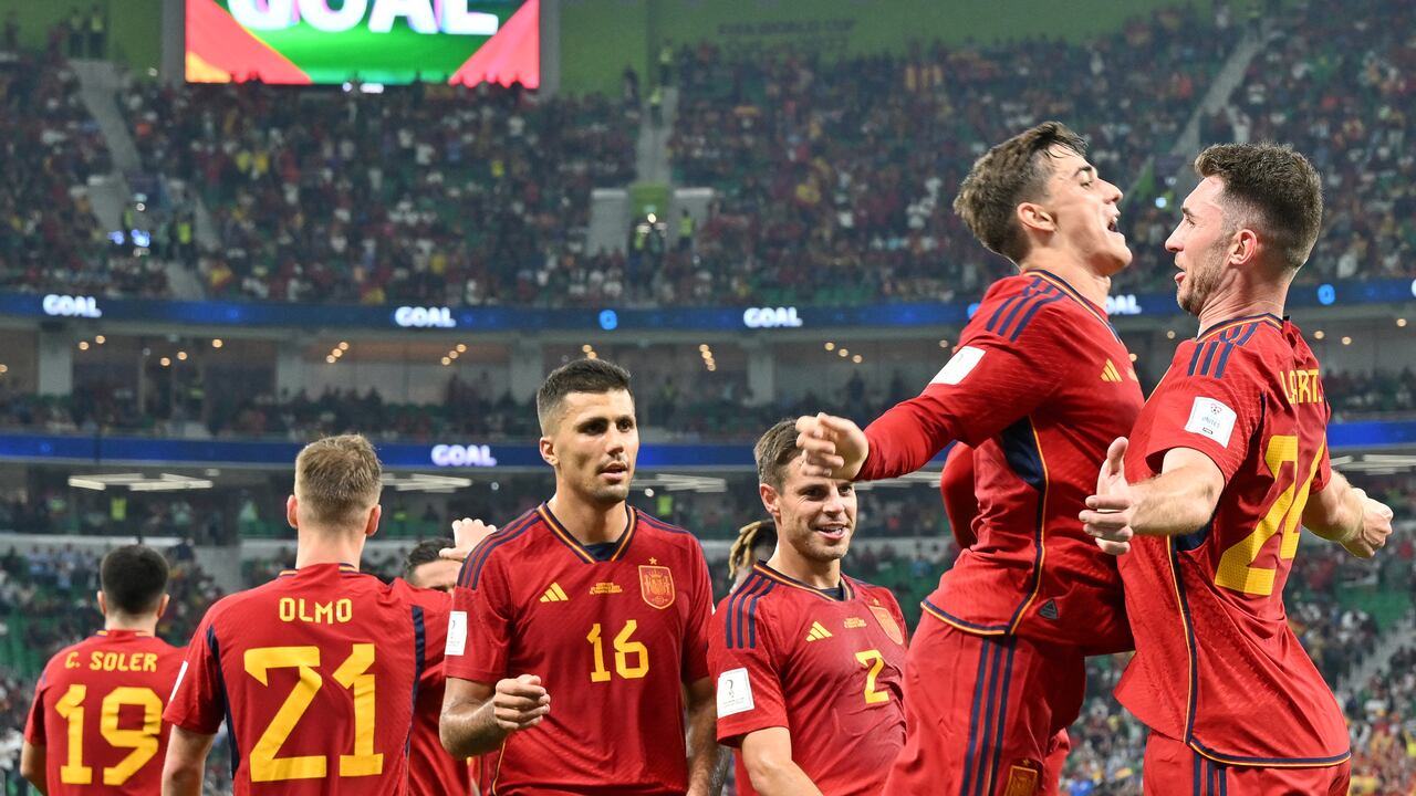 Spain's midfielder #09 Gavi (2nd R) celebrates scoring his team's fifth goal during the Qatar 2022 World Cup Group E football match between Spain and Costa Rica at the Al-Thumama Stadium in Doha on November 23, 2022. (Photo by Glyn KIRK / AFP)
