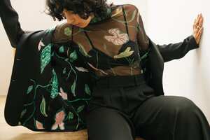 Prenda de la colección 'Jardín' de Atelier Crump.