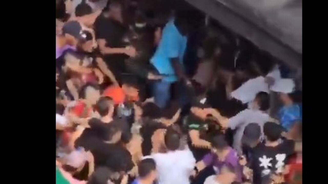 Turba enardecida golpea a ladrón en Cali