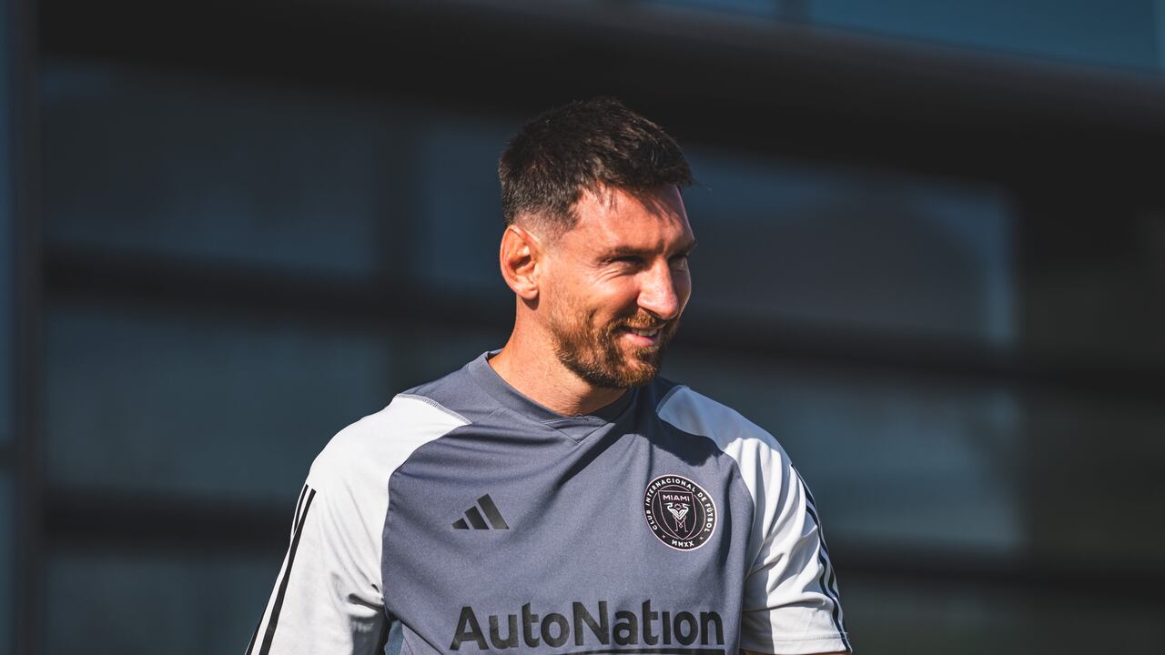 Lionel Messi practicando con el Inter de Miami.