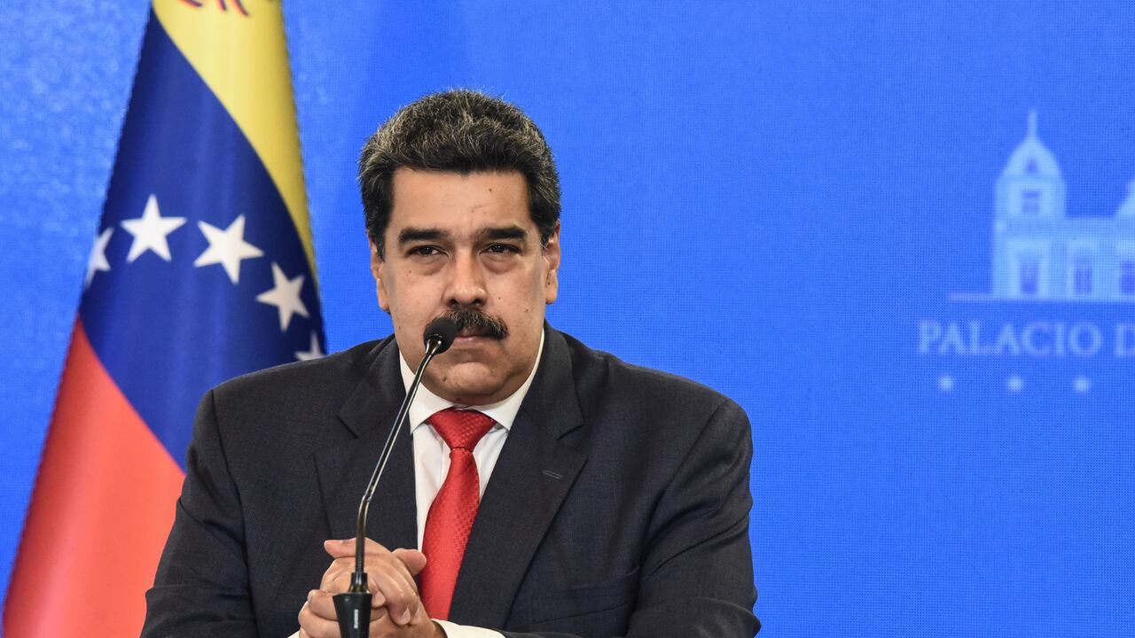 Maduro atacó a jurado de ‘La Voz Senior’ y no lo bajó de “imbécil”