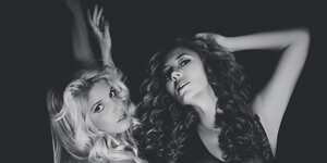 Andrea Gúzman tiene una tocaya desconocida y no menos espectacular. SoHo la buscó y las invitó a posar juntas para está edición de homónimos. aquí el detrás de cámaras.