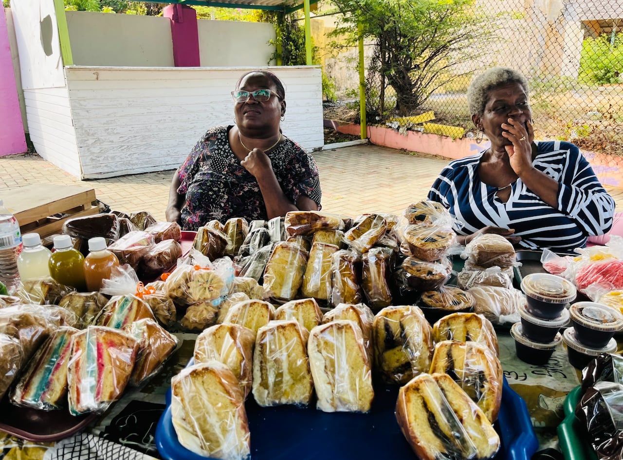 En las carreteras de la isla los locales y extranjeros pueden deleitar el paladar con deliciosos postres.
