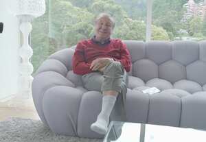 Rodolfo en su apartamento