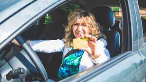 ¿Cómo renovar la licencia de conducción en Colombia?